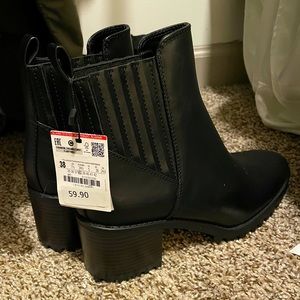 Brand new Zara bootie 🖤